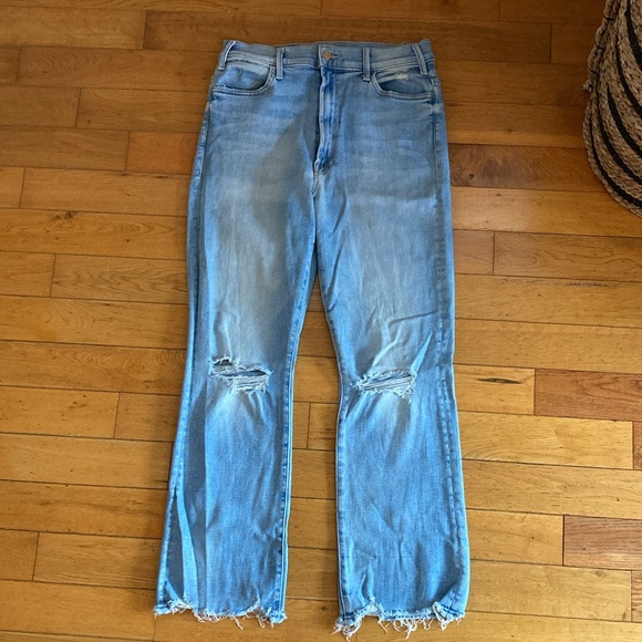 MOTHER
The Hustler High
Waist Chewed Ankle
Jeans- Size 30 - Picture 7 of 8
